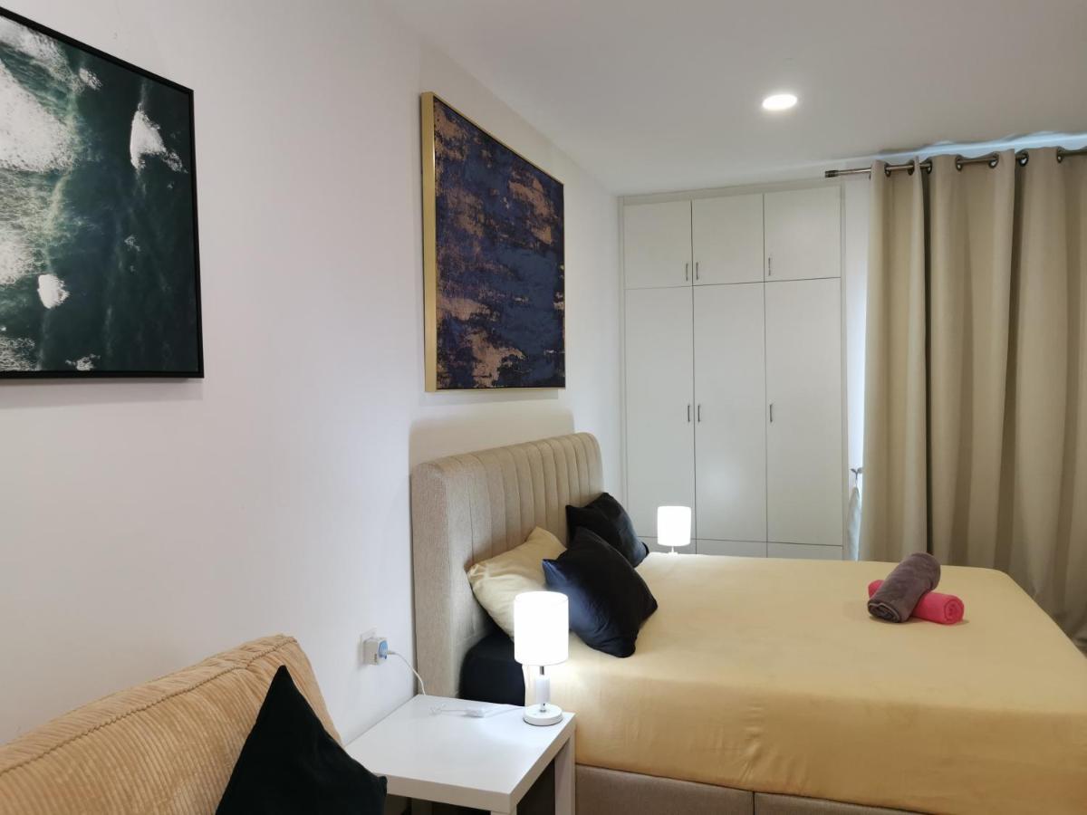Apple Home 2 At Menara Simfoni, King Size Bed, Cheras, Nexflix, Wifi, Parking Seri Kembangan Exterior photo
