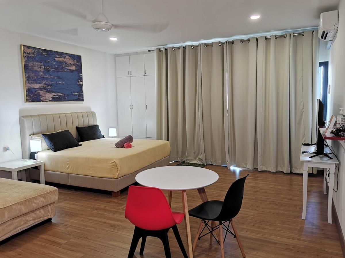 Apple Home 2 At Menara Simfoni, King Size Bed, Cheras, Nexflix, Wifi, Parking Seri Kembangan Exterior photo
