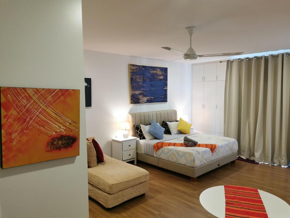 Apple Home 2 At Menara Simfoni, King Size Bed, Cheras, Nexflix, Wifi, Parking Seri Kembangan Exterior photo